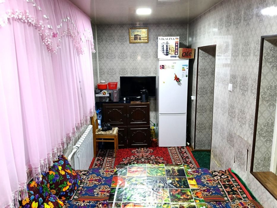 Срочно продаётся 2 комнатная квартира в городе Чирчике