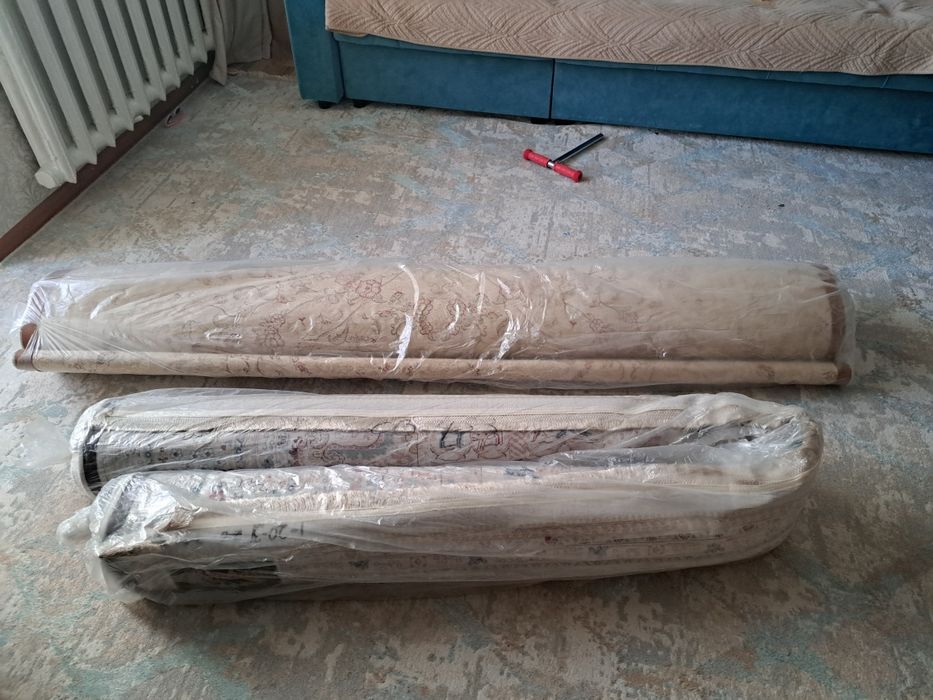 Продам два ковра