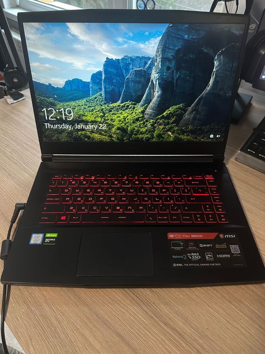 Гейминг лаптоп MSI Thin 9RCX