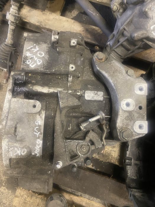 Скоростна кутия Пасат б6 200кс Октавия