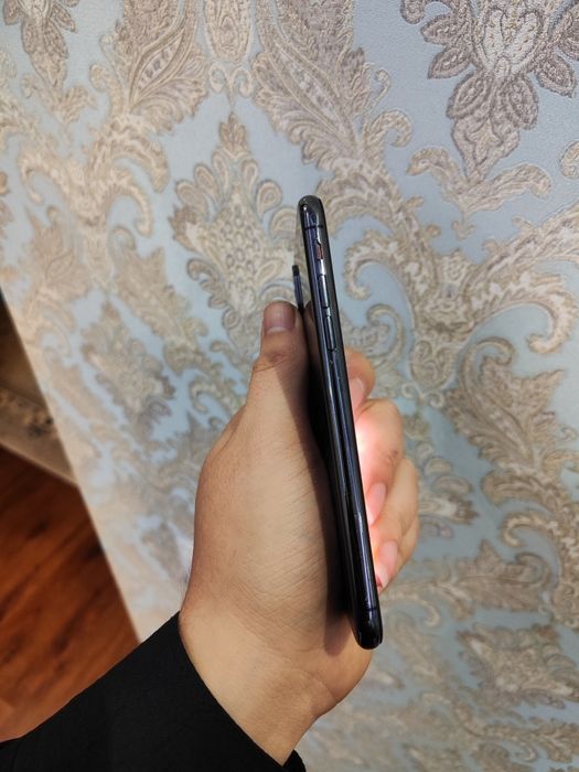 iPhone X 256 GB Black toza zor sostoyaniya arzon narxda