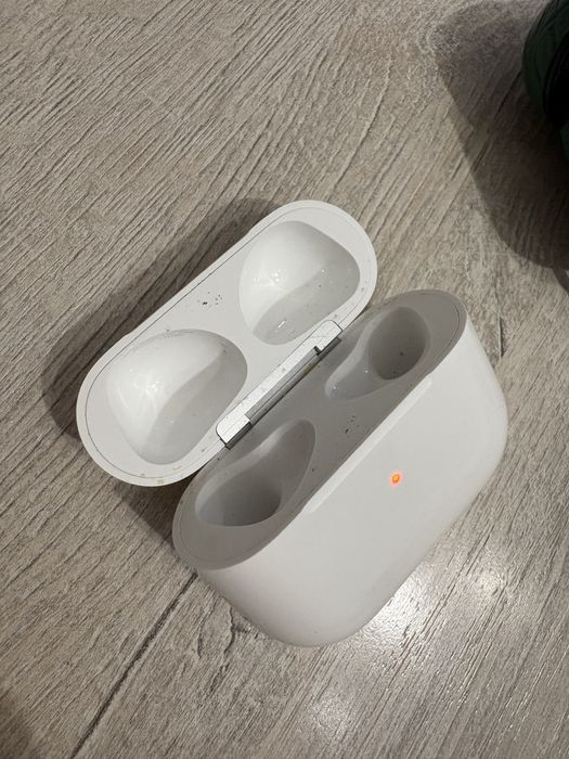 Кейс от Airpods 3