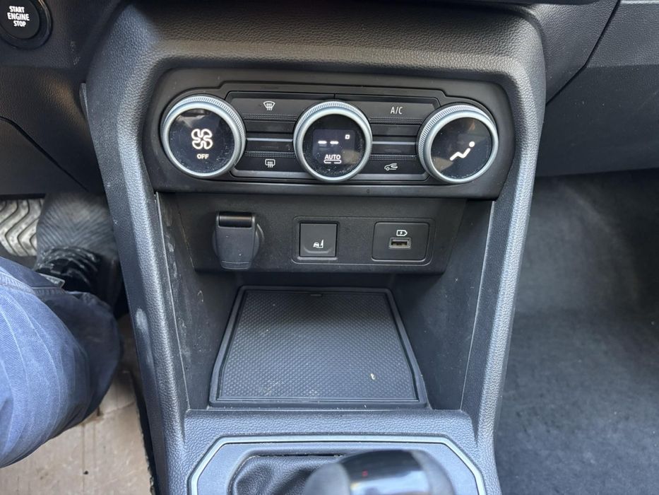 Dacia jogger 1.6 Hibrid 2024