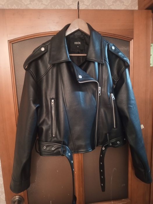 Укороченная косуха с поясом новая размер XL