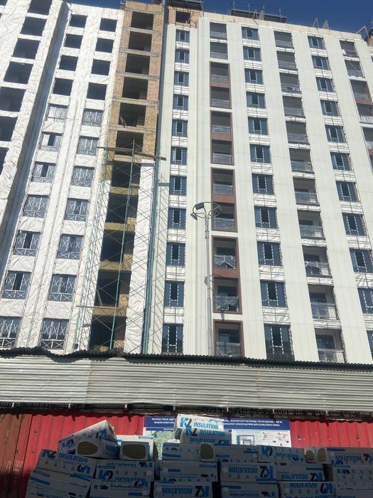 2/8/13 ЖК Aviator,Яшнабадский р-н,Авиатор мост,коробка 66 м2,кирпич