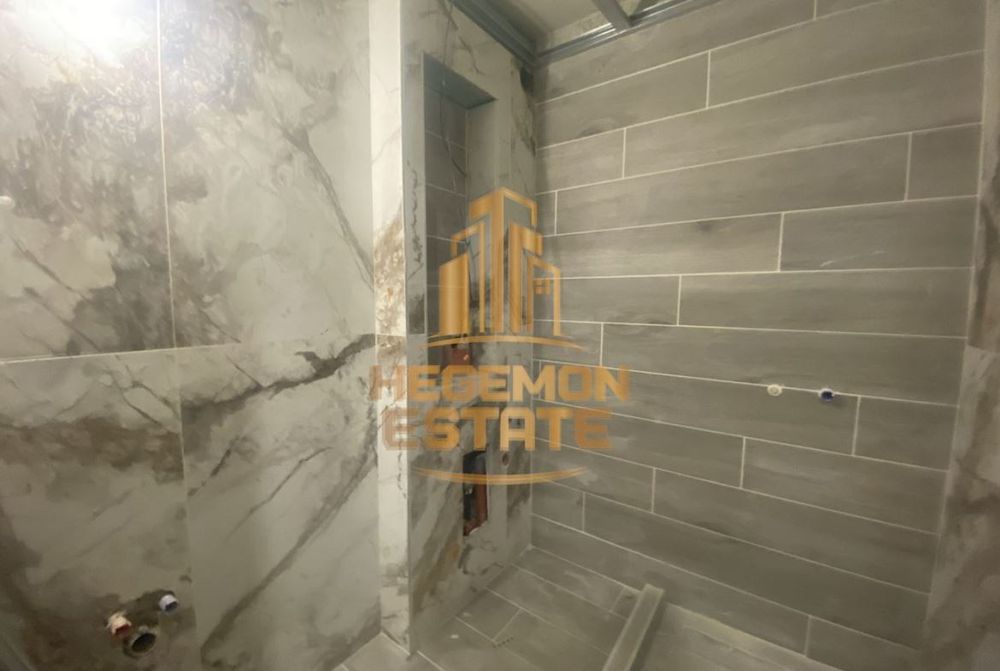 Продава се Двустаен апартамент в Варна, Погреби - 96 кв.м за 1403 €/кв.м - Снимка #4