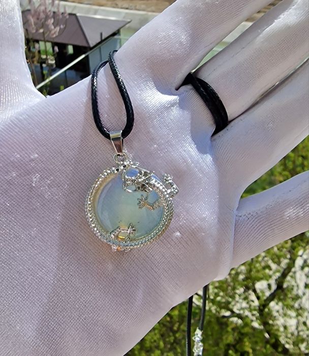 Кулон Дракон из натуральных камней.