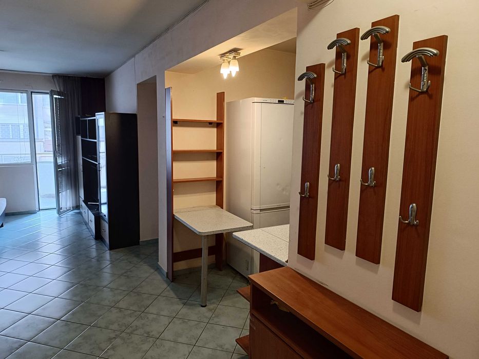 Дава се под наем Тристаен апартамент в София, Стрелбище - 102 кв.м за 650 € - Снимка #12