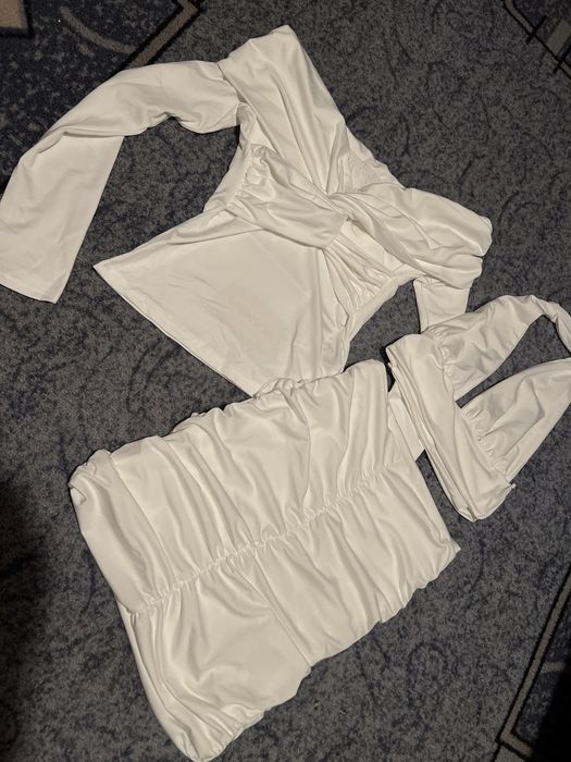 Дамски комплект пола и топ, пола и блуза, пола и боди