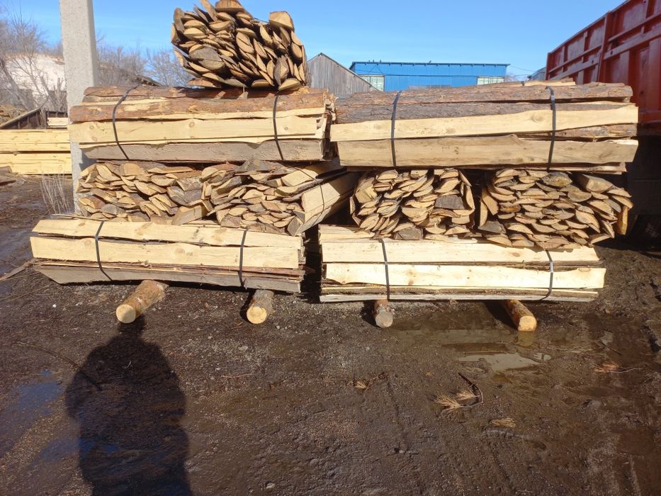 Горбыль строительный