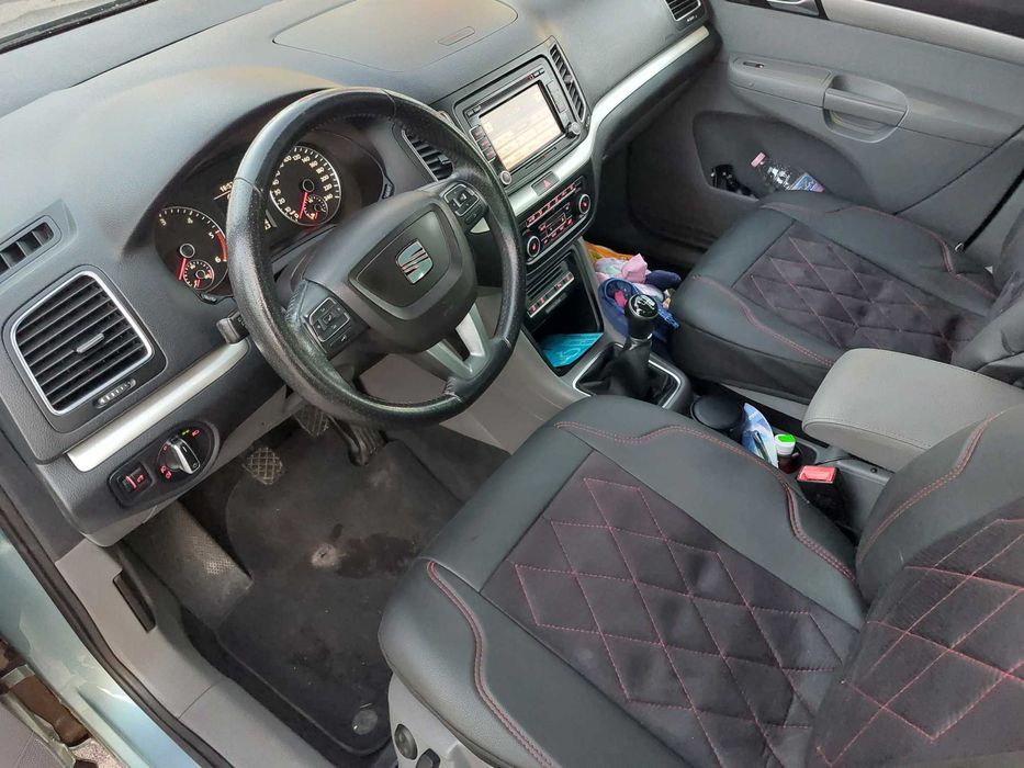 Продавам Сеат алхамбра 2.0tdi 140кс. 2012г.