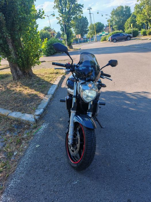 Vând Yamaha FZ 6