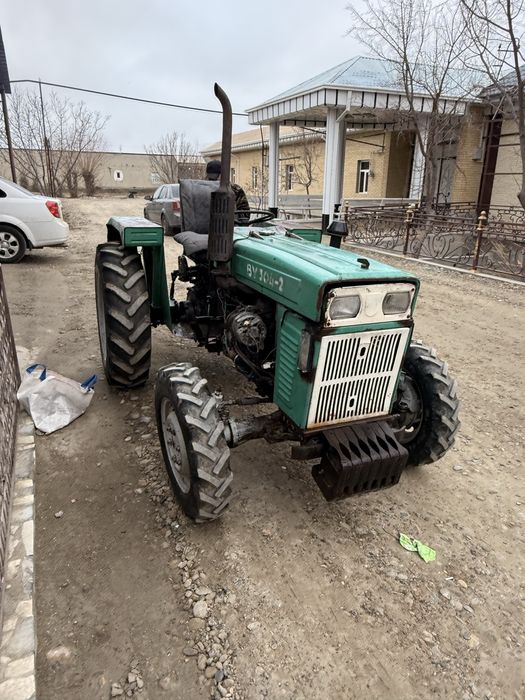 By 304 mini traktor sotiladi
