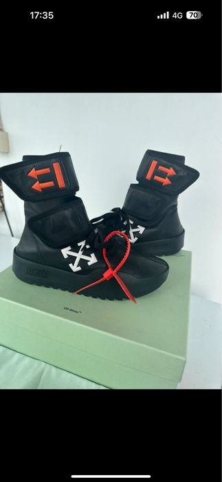 Off-White Sneakers