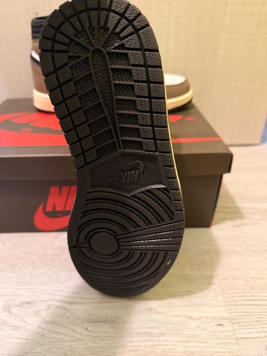 Air jordan 1 High "Travis Scott"