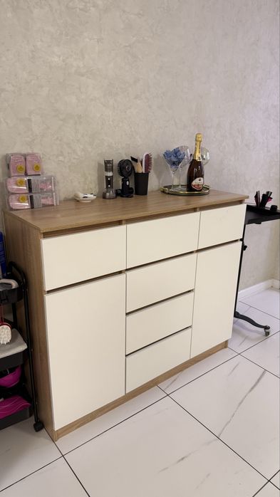 Комод вместительный