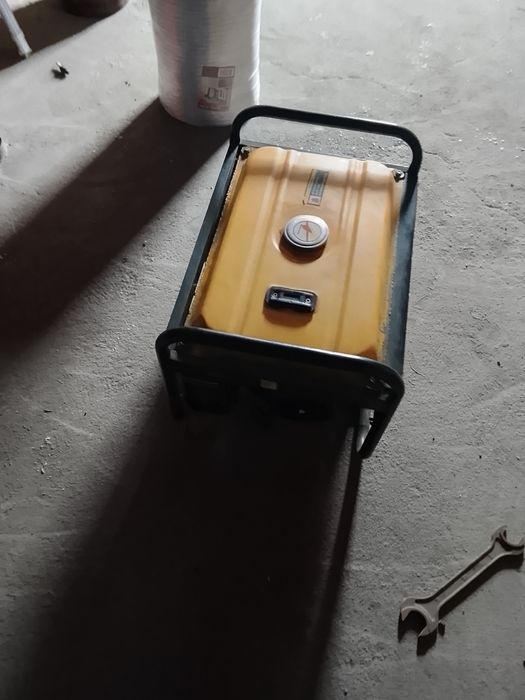 Продаётся генератор 3,5 кВт