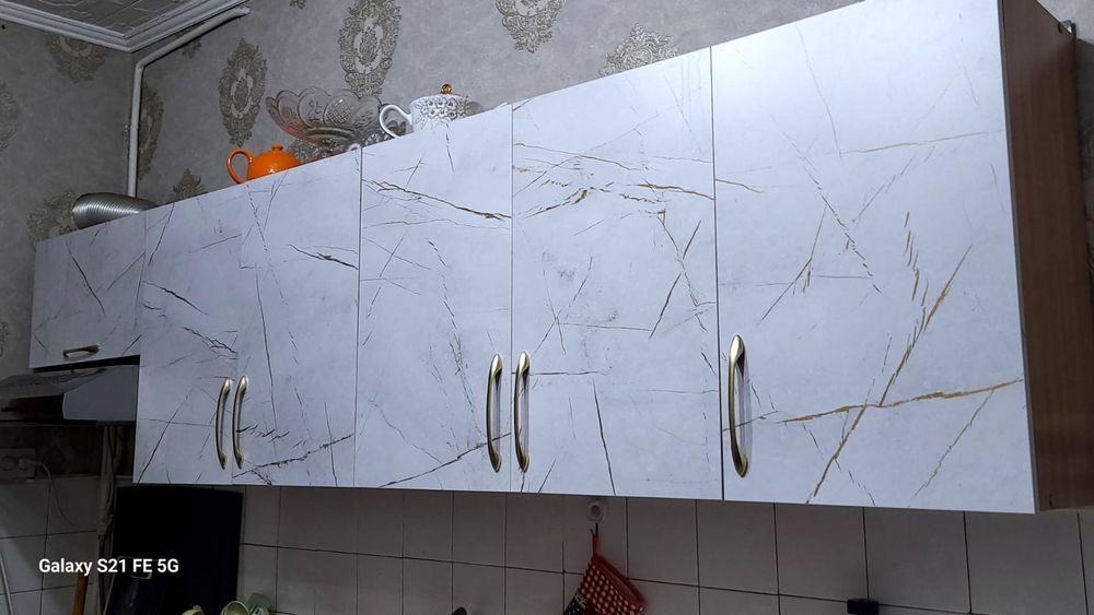 Кухонный гарнитур, стол с табуретки