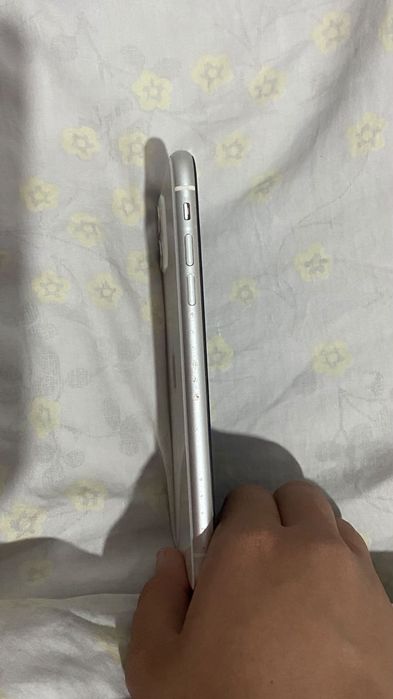 iPhone 11 продается