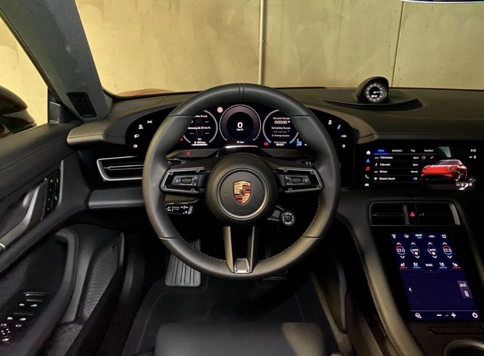 Porsche Taycan 4S Black Edition