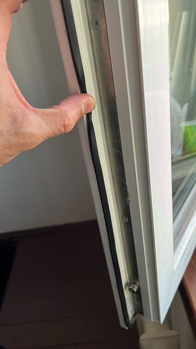 Ремонт окон и дверей в Алматы