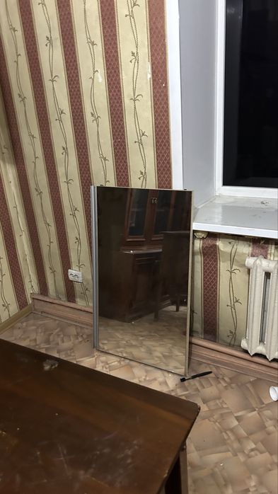 Веши даром шкафы столы