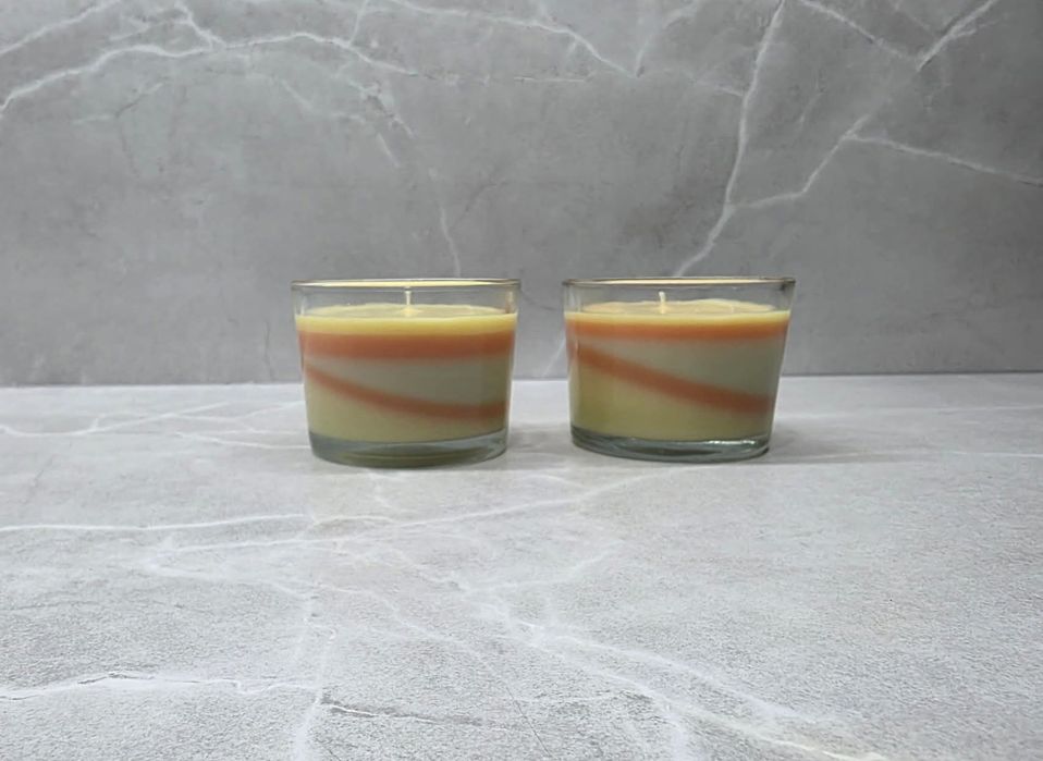 Соеви свещи в чаша