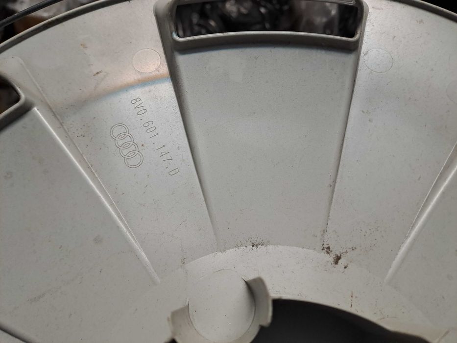 Capace jante Tabla Audi A2 A3 8p 8v  A4 b6 b7 b8 Originale, R16