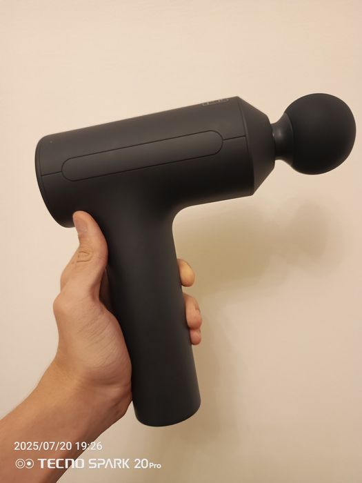 Перкуссионный массажёр