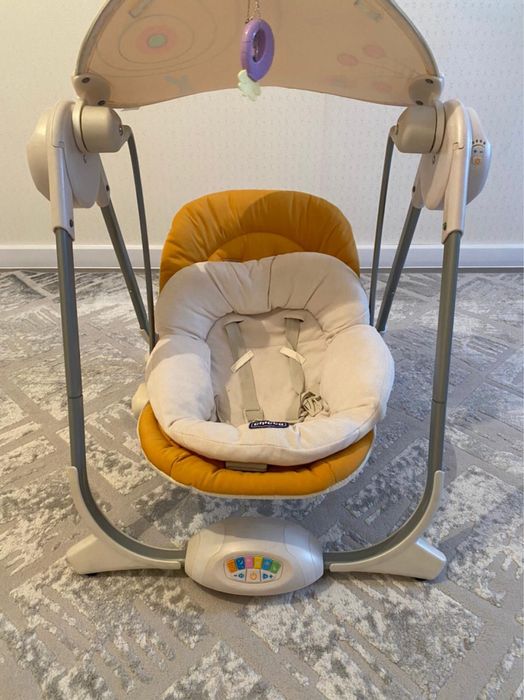 Продам детскую качельку