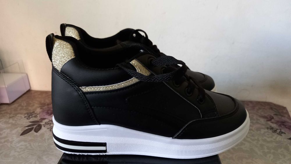 Pantofi sport dama, marime 37