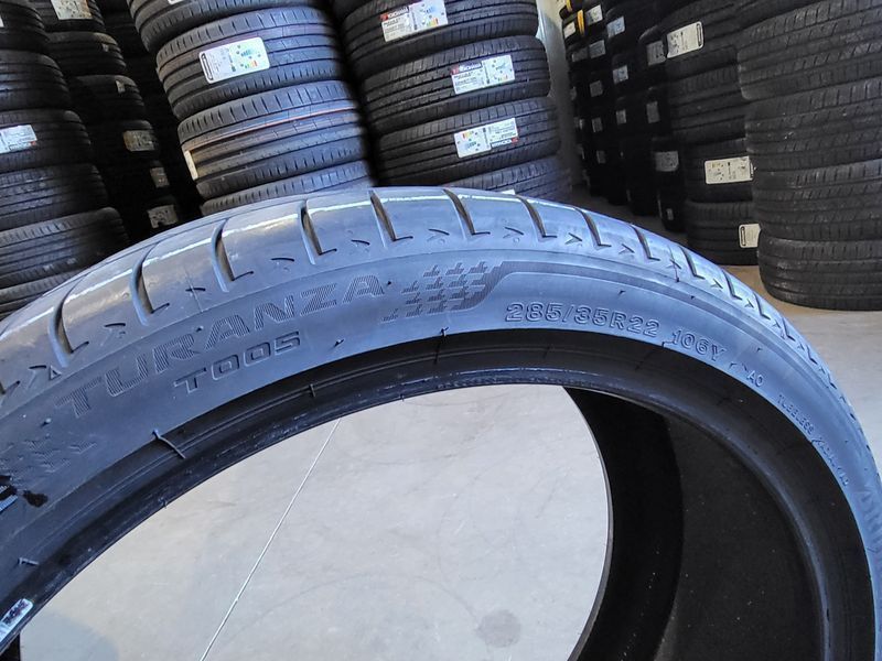 285/35/22 BRIDGESTONE 2бр