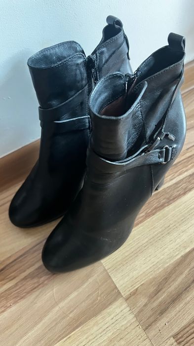 Ghete piele fină naturală marca Manzoni