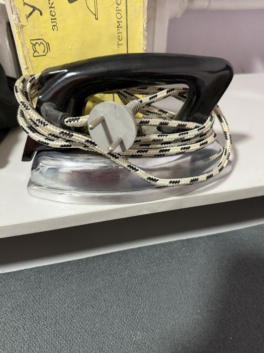 Утюг советский продам