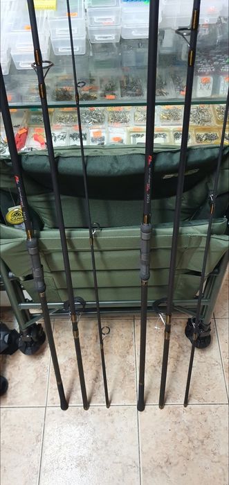 ПРОМО!! шаранска пръчка FL "STRATEGIST" 3.60м. и 3.90м 3.75lb.