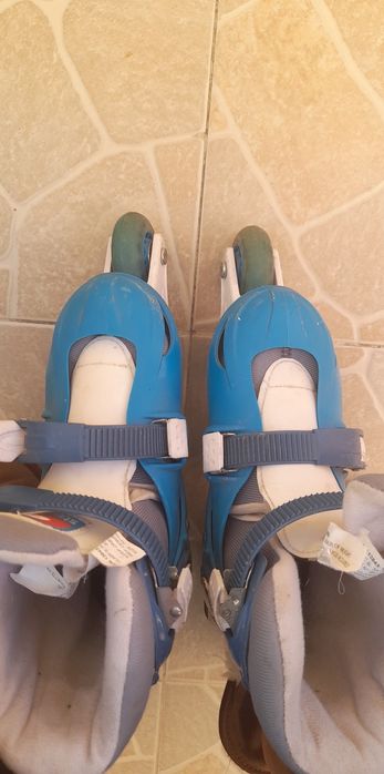 Сини детски ролери