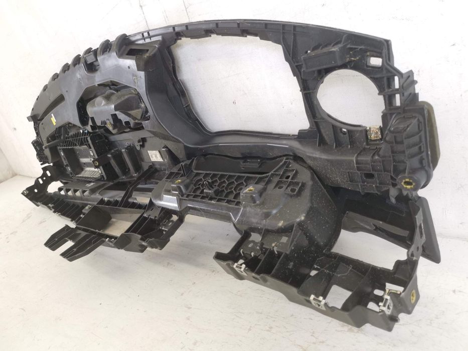 Арматурно табло Ауди А6 С8 / Audi A6 C8 Оригинално, в добро състояние