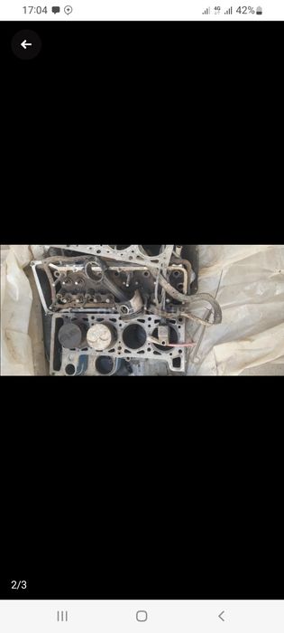 Коробка передач и разборный матор  06+ 8 штук поршень