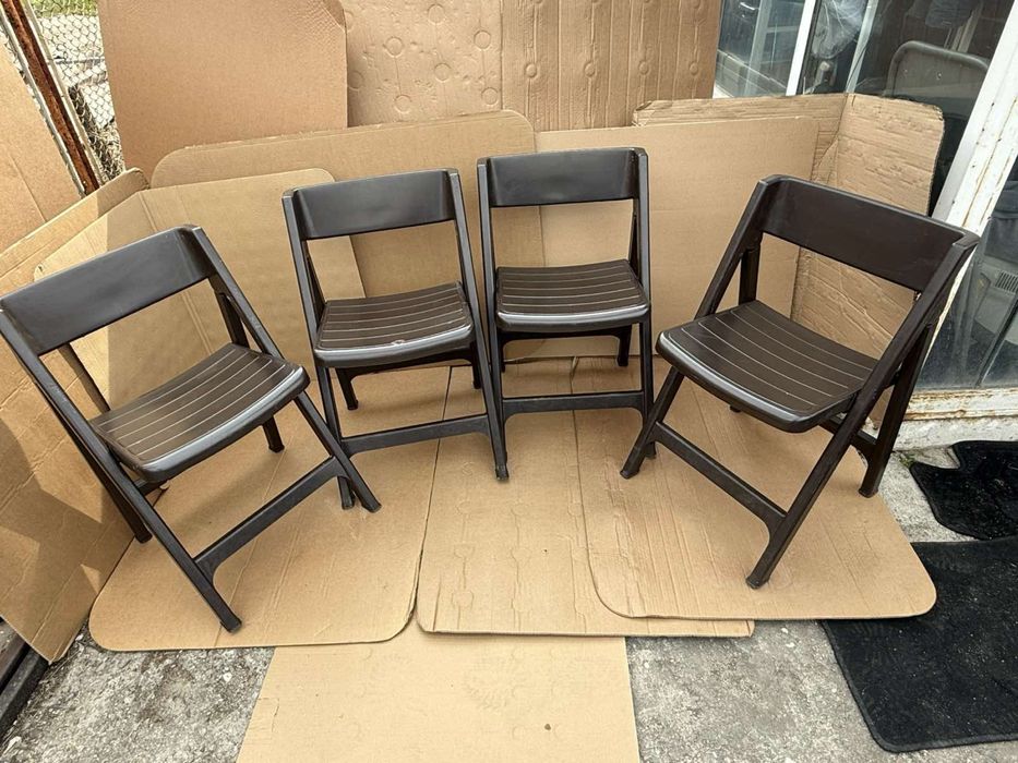 Столове за къмпинг