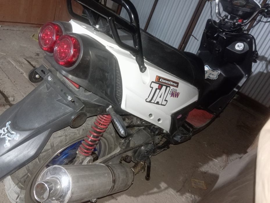 Продам мопед Бумер