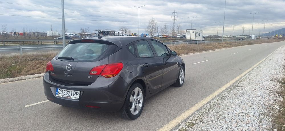 Opel Astra J 1.7
