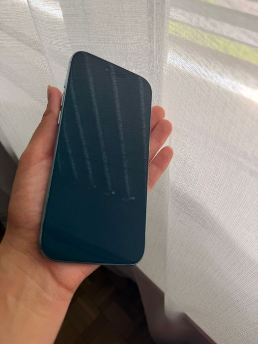 Vând iPhone 17 Air Sky Blue