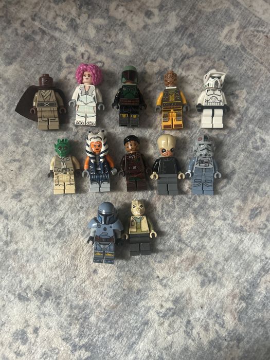 Figurine lego star wars rezervate pt cumparare