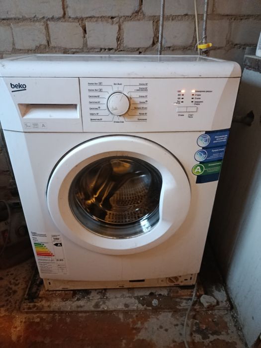Продам стиральную машину beko