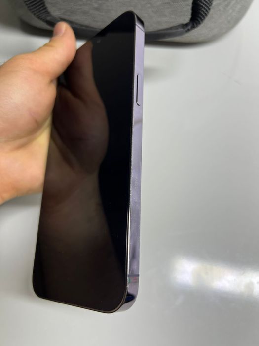 продам Apple 14 pro max
