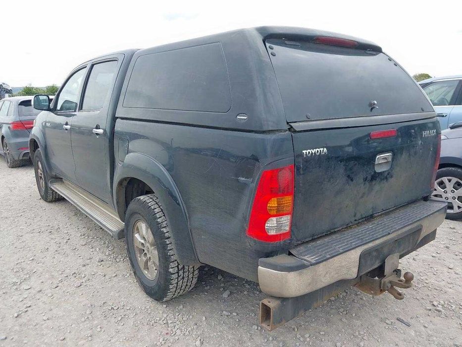 Dezmembrez Toyota hilux  2.5 Diesel 144CP, 2005-2015