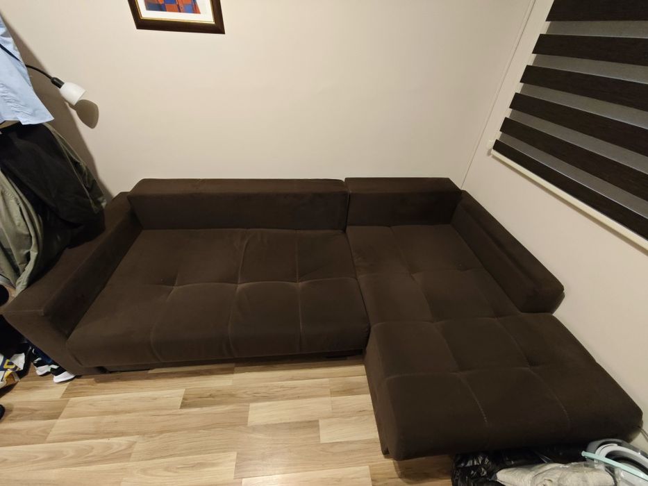 Разтегателен ъглов диван