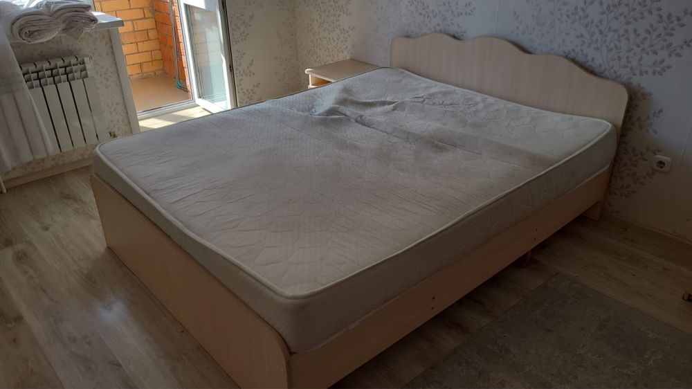 Продам кровать двуспальная