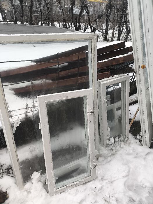 окна и двери для теплицы