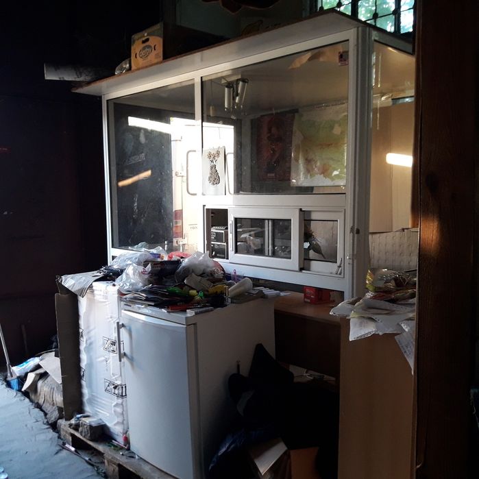 Алуминиева конструкция тип павильон ,офис,барака,врата.